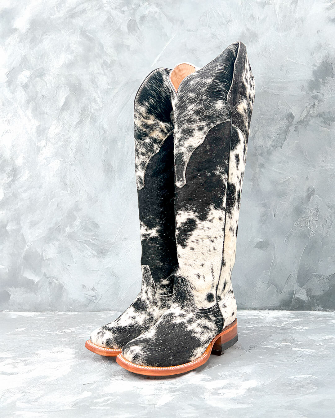 Bota Bulldog Pelo de Vaca Alta