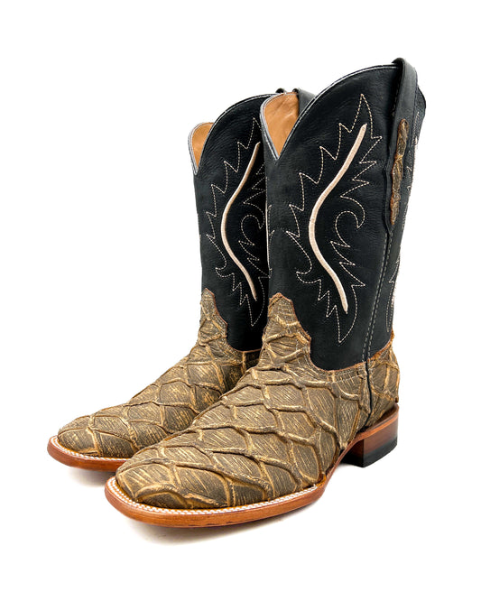 Bota Bulldog Pescado Mar y Tierra