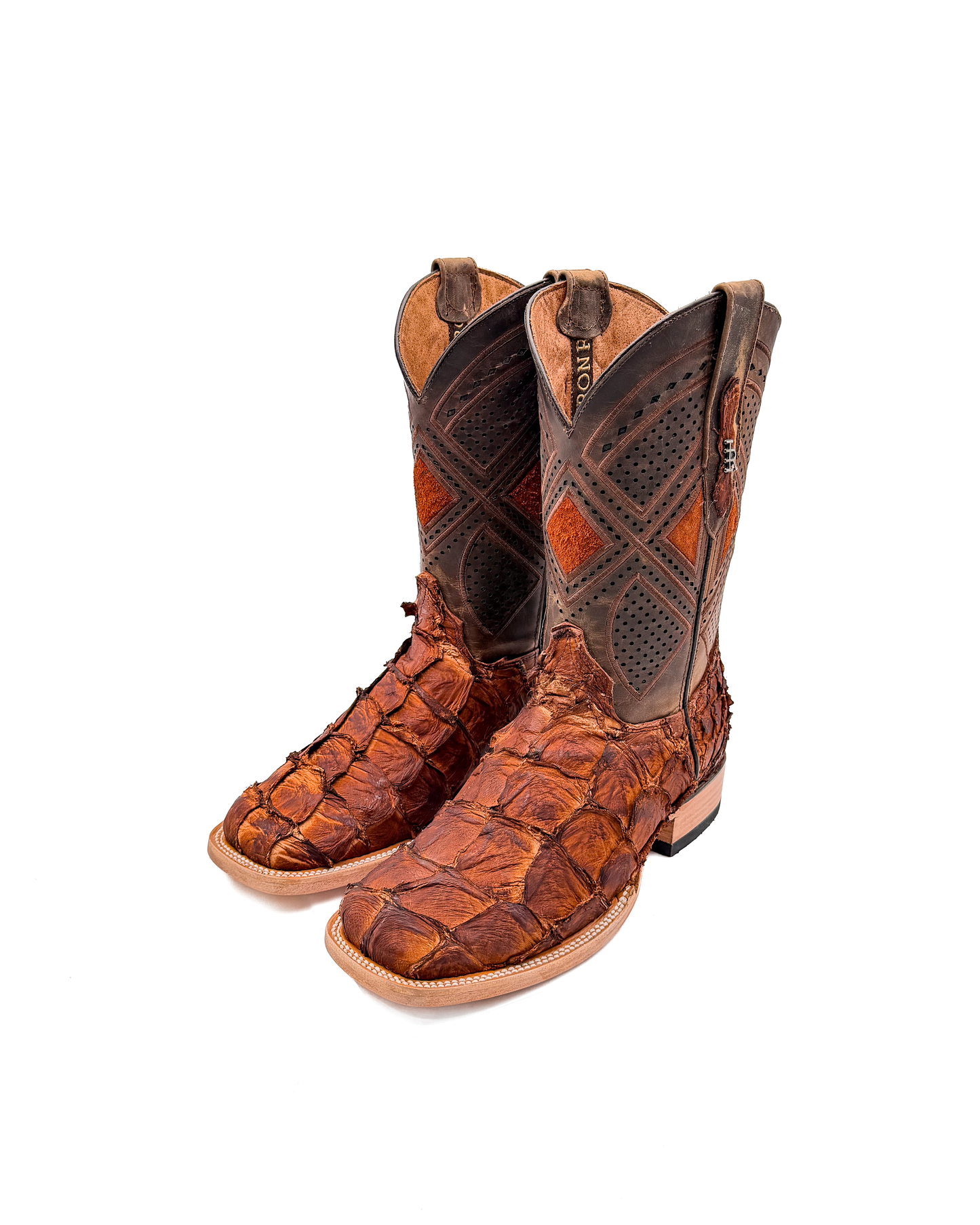Bota Bulldog En Piel Genuina de Pescado