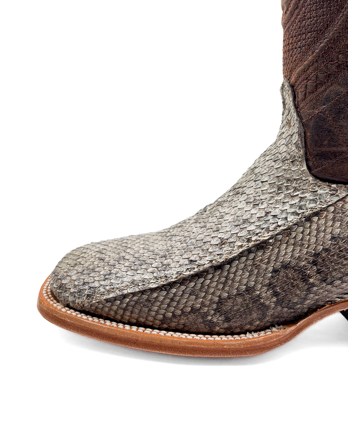 Bota Bulldog En Piel Genuina De Víbora Cascabel