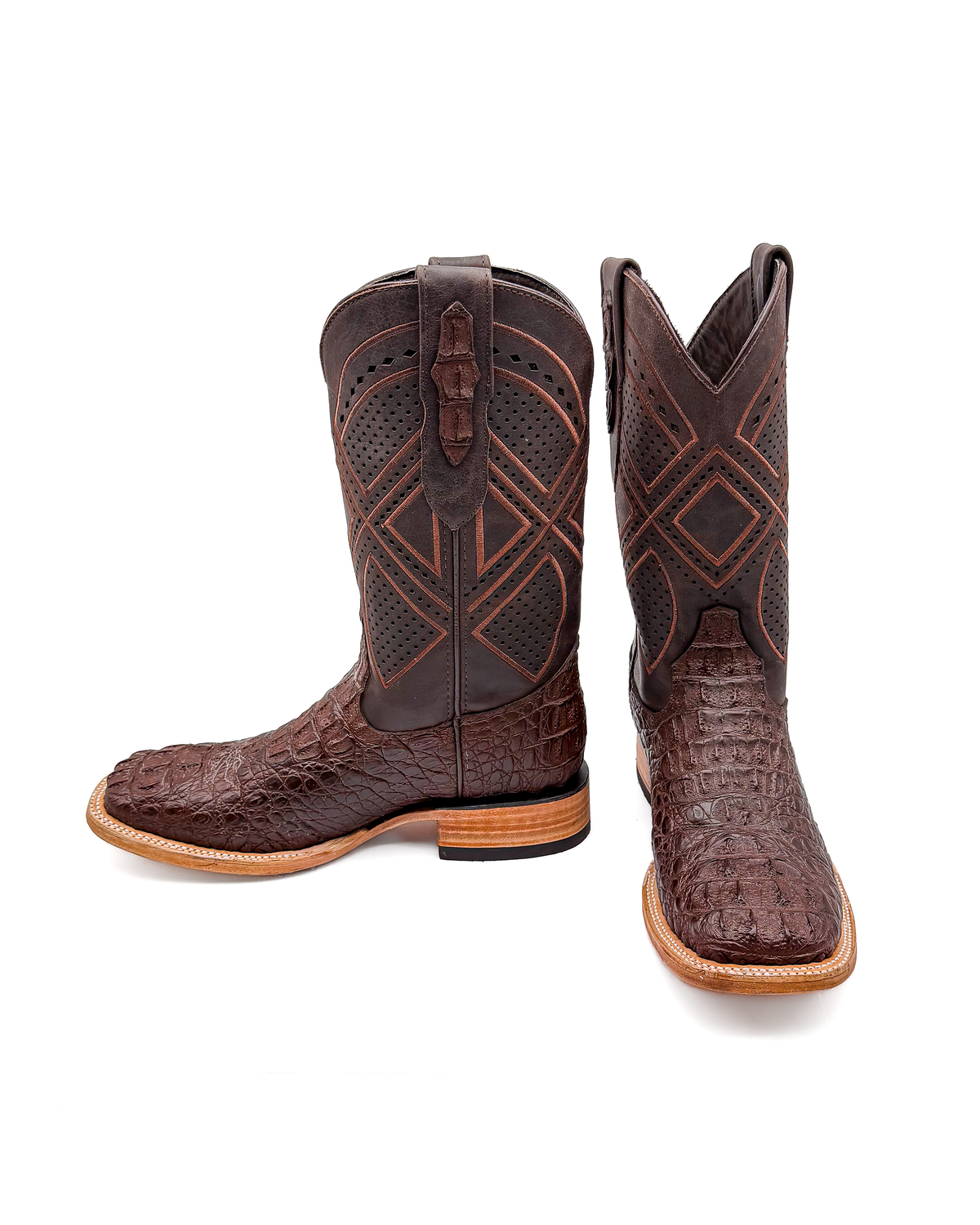 Bota Bulldog Nuca Café