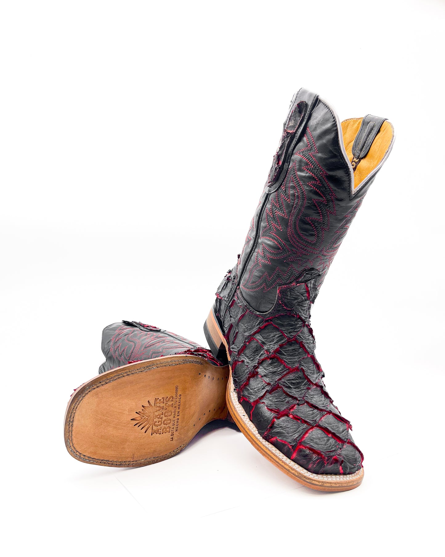 Bota Bulldog Pescado Neón Rojo