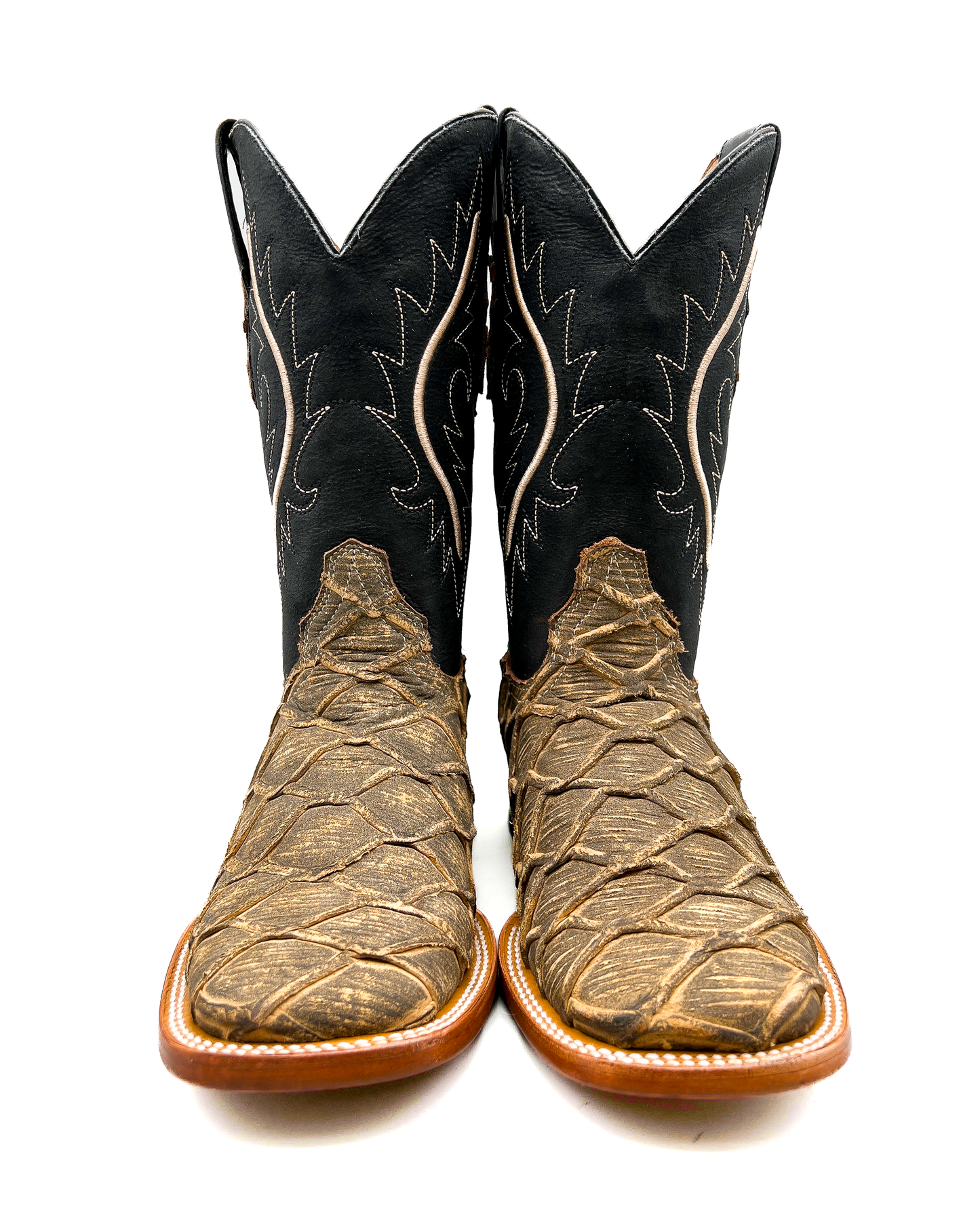 Bota Bulldog Pescado Mar y Tierra